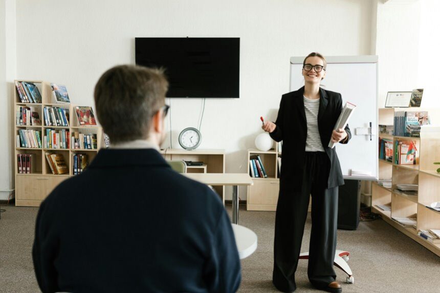 smart speakers with assistants