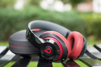 top neckbands for sound